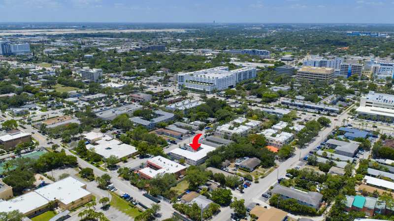 811 SE 16th Street, Fort Lauderdale FL 33316