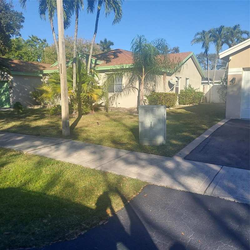 1424 NW 49th Avenue, Coconut Creek FL 33063