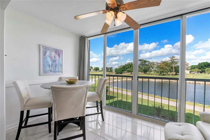 7807 Golf Circle Drive # 211, Margate FL 33063