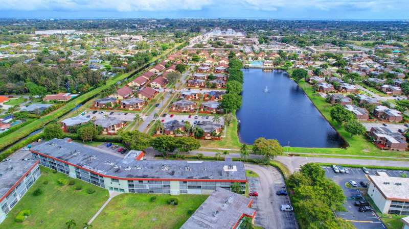 3200 Springdale Boulevard # 217, Palm Springs FL 33461