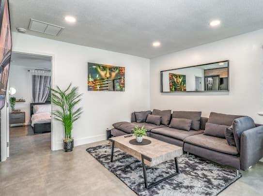 2747 Griffin Road # 3, Fort Lauderdale FL 33312