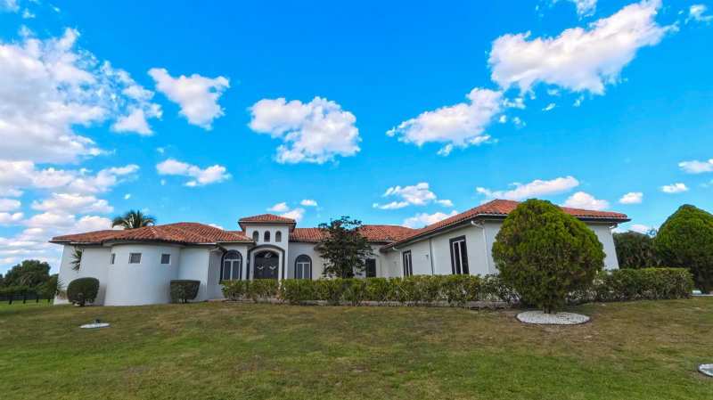14225 43rd Road N, Loxahatchee FL 33470