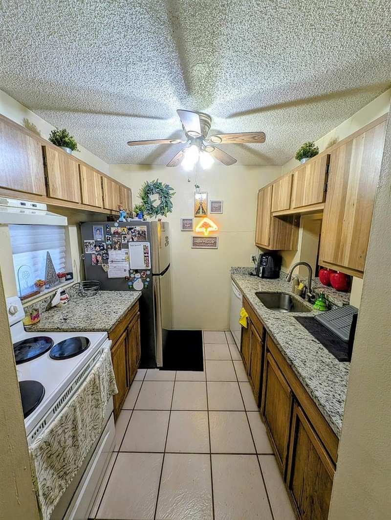 7960 NW 50th Street # 104, Lauderhill FL 33351