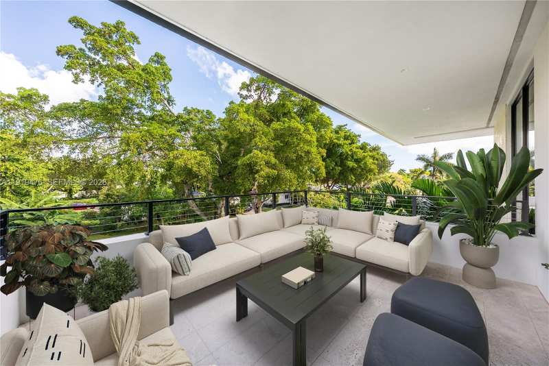 1202 NE 93rd St, Miami Shores FL 33138