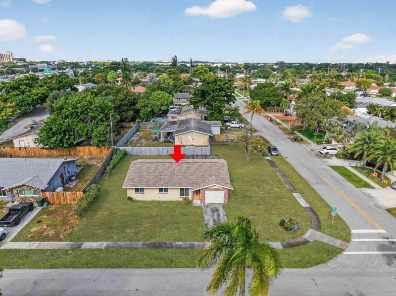 1601 NW 5th Street, Boca Raton FL 33486