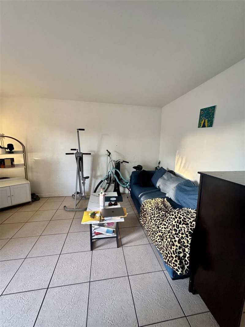 101 NE 41st Street # 17A, Oakland Park FL 33334