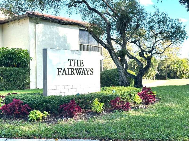 8305 Casa Del Lago, Boca Raton FL 33433