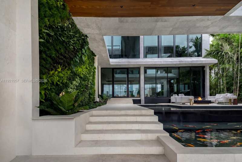 360 S Hibiscus Drive, Miami Beach FL 33139