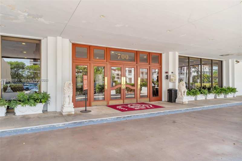 700 Biltmore Way # 314, Coral Gables FL 33134