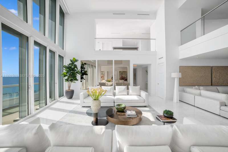 1643 Brickell Ave, Miami FL 33129