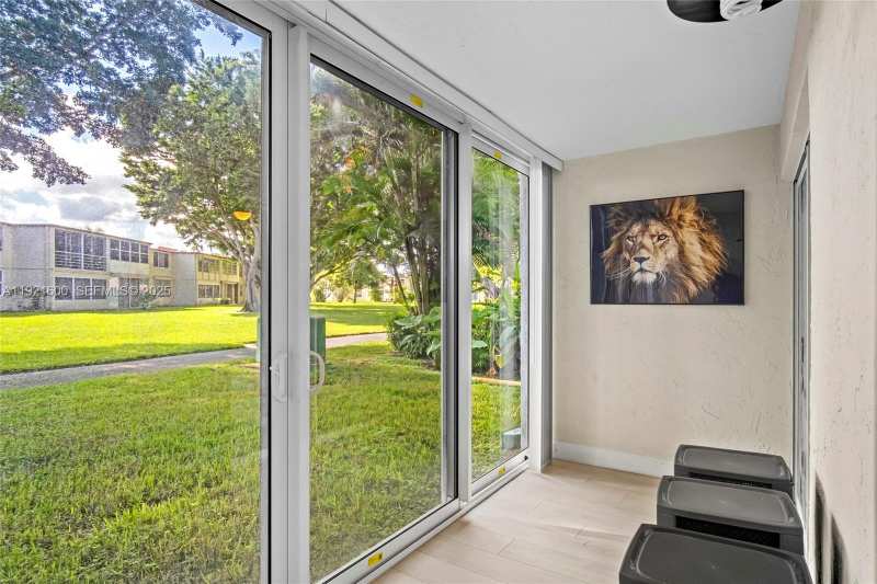 19 Abbey Ln # 104, Delray Beach FL 33446