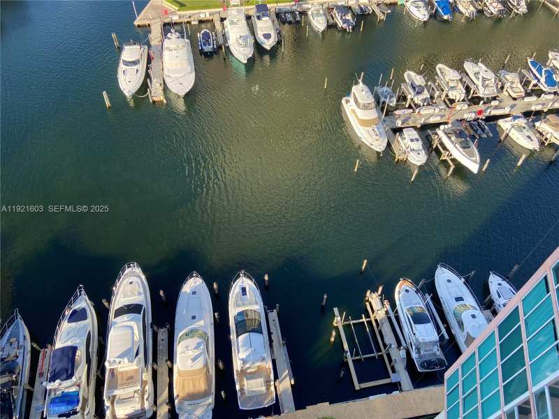 3370 Hidden Bay Dr # 1914, Aventura FL 33180