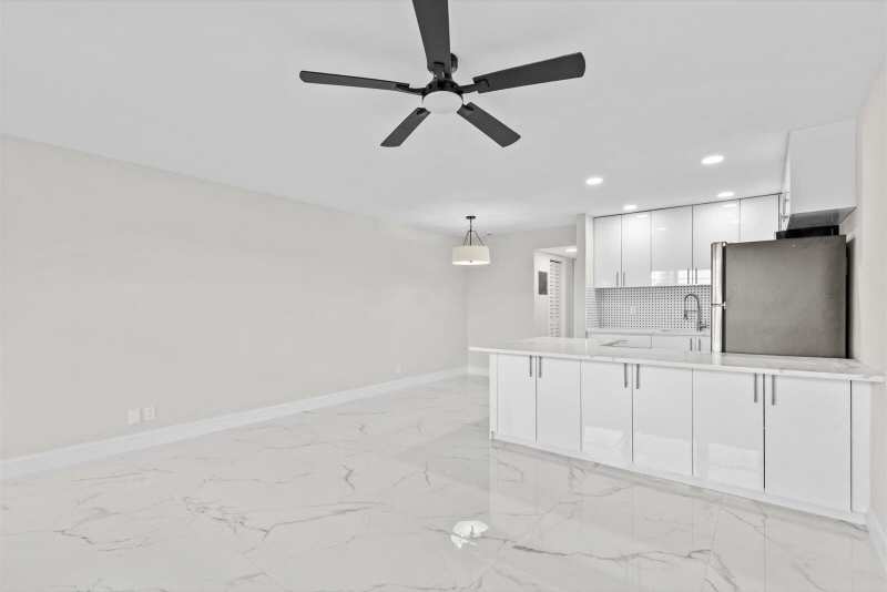 17 Andover A, West Palm Beach FL 33417