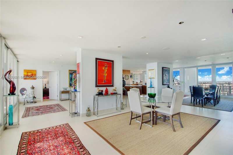 1541 Brickell Ave # 3902, Miami FL 33129