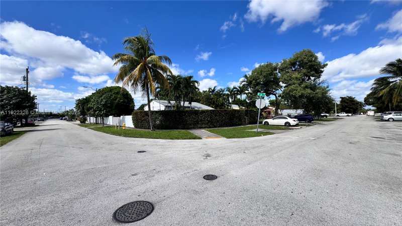 1600 NW 36th Ave, Miami FL 33125
