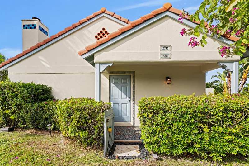 2211 Las Casitas Drive, Wellington FL 33414