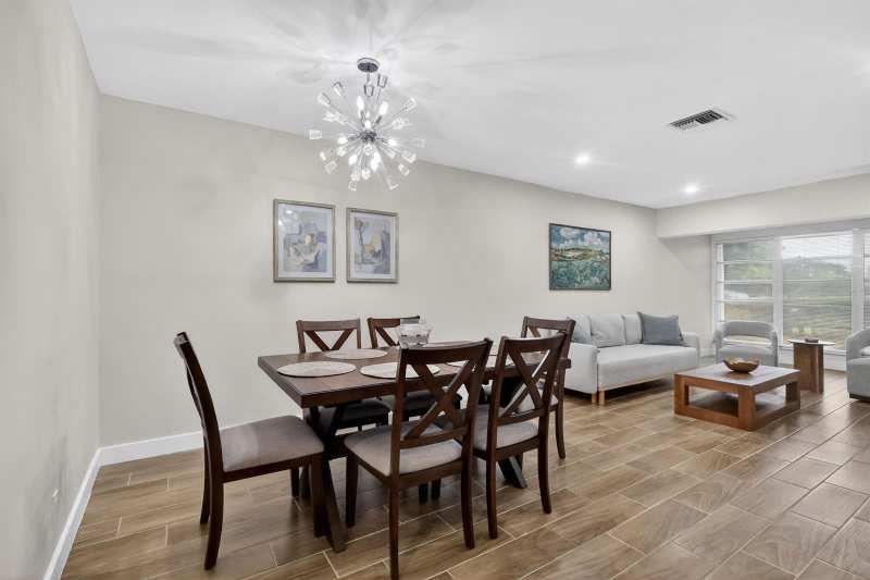 1101 Cactus Terrace # 204, Delray Beach FL 33445