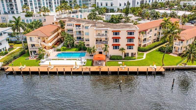 341 N Birch Road # 204, Fort Lauderdale FL 33304