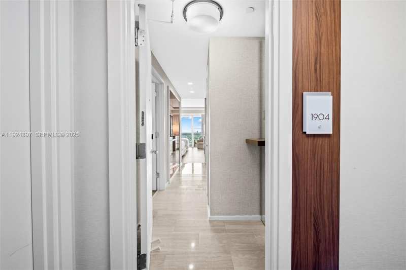 551 N Fort Lauderdale Beach Blvd # R1904, Fort Lauderdale FL 33304