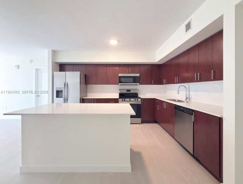 11239 NW 4th Ter # 610, Sweetwater FL 33172