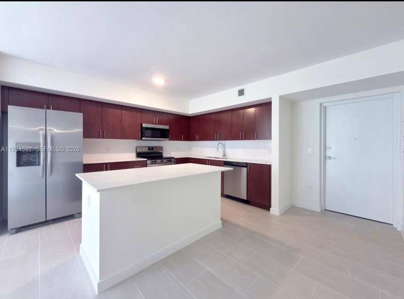 11239 NW 4th Ter # 610, Sweetwater FL 33172