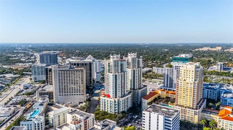 9055 SW 73 CT # 809, Miami FL 33156