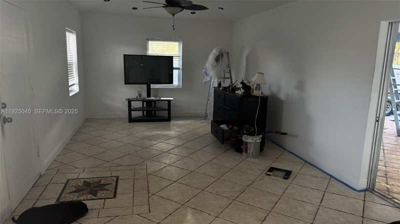 1550 SW 86th Ct, Miami FL 33144