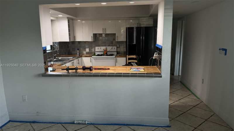 1550 SW 86th Ct, Miami FL 33144