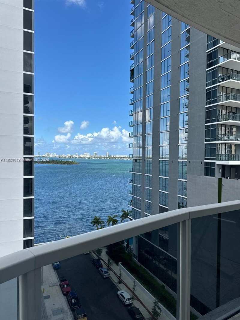 601 NE 23 ST # 1103, Miami FL 33137