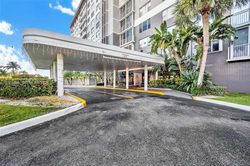 3850 Washington St # 409, Hollywood FL 33021