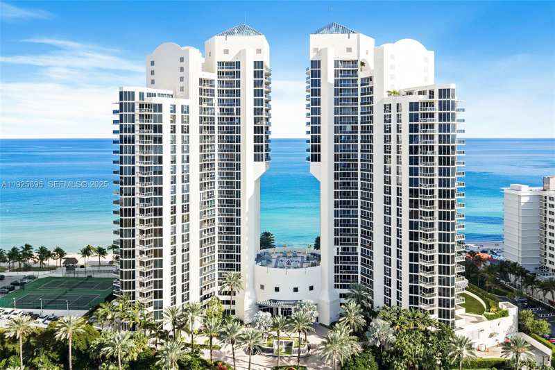 19333 E Collins Ave # 1402, Sunny Isles Beach FL 33160