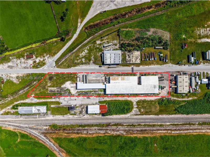901 NW 9th St, Belle Glade FL 33430