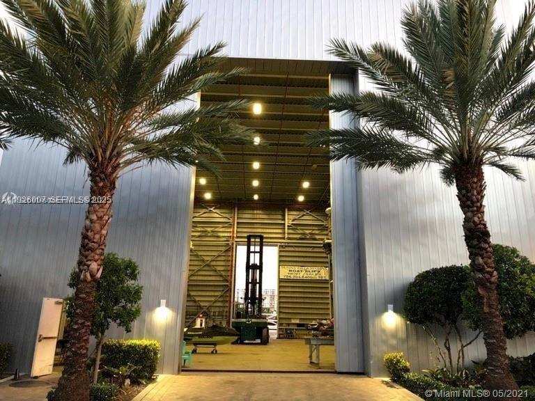 400 Sunny Isles Blvd DD217, Sunny Isles Beach FL 33160