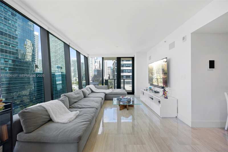 1451 Brickell Ave # 1106, Miami FL 33131