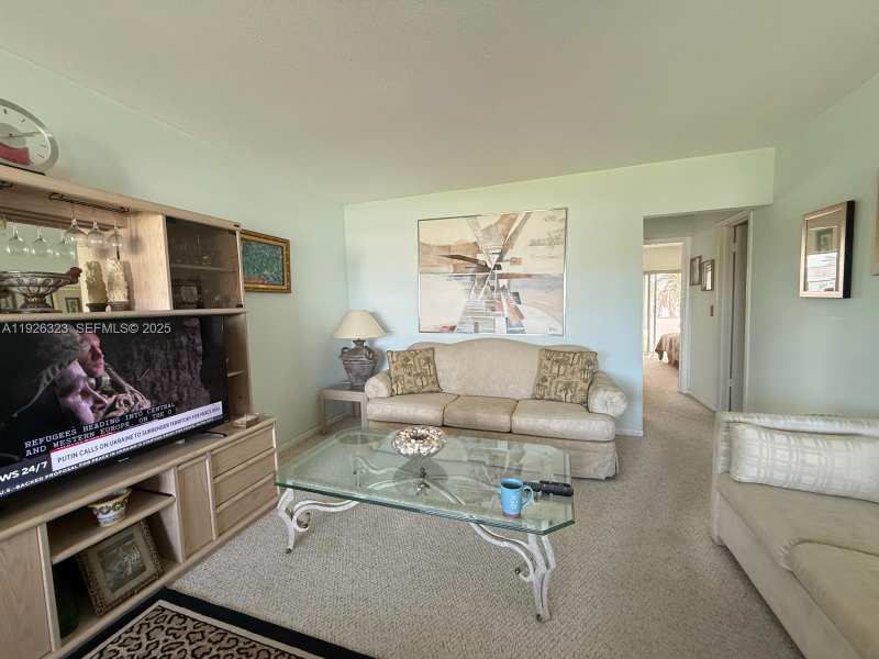 90 Easthampton D # 90, West Palm Beach FL 33417