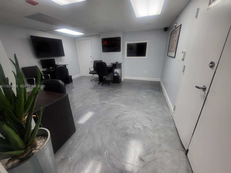 13499 Biscayne Blvd, North Miami FL 33181