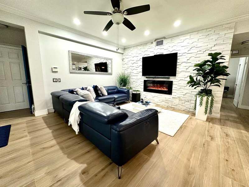4720 Mimosa Place # 905, Coconut Creek FL 33073