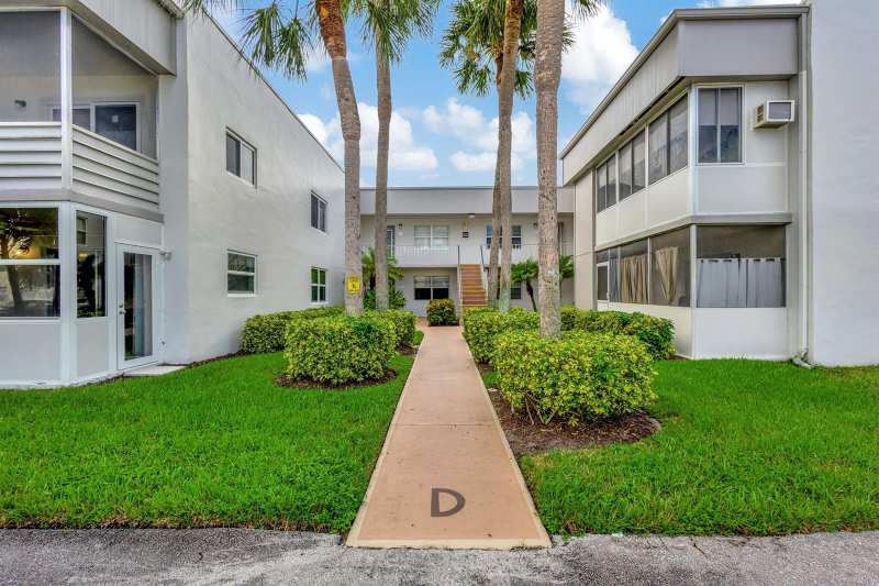 185 Normandy # D, Delray Beach FL 33484