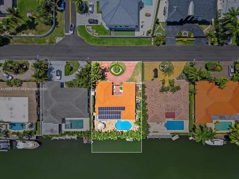 3220 NE 164th st, North Miami Beach FL 33160