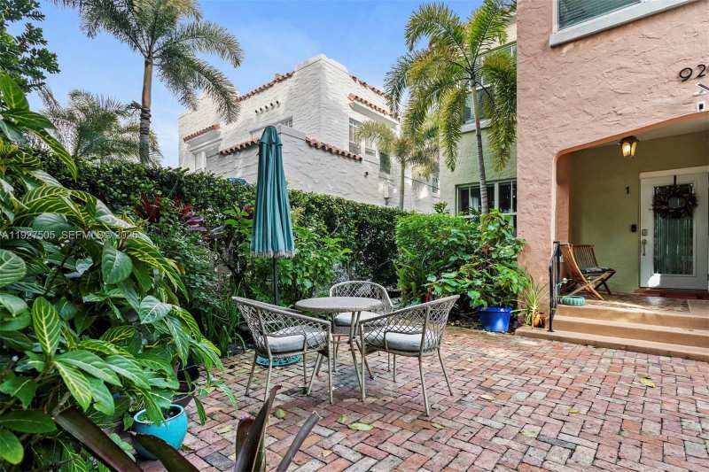 929 Meridian Ave # 1, Miami Beach FL 33139
