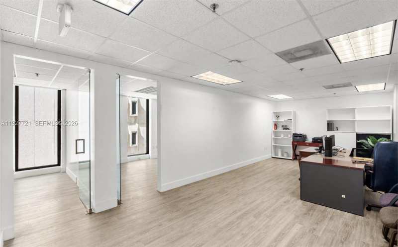 66 W FLAGLER ST # 502, Miami FL 33130