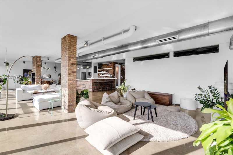 5701 Biscayne Blvd # 9, Miami FL 33137