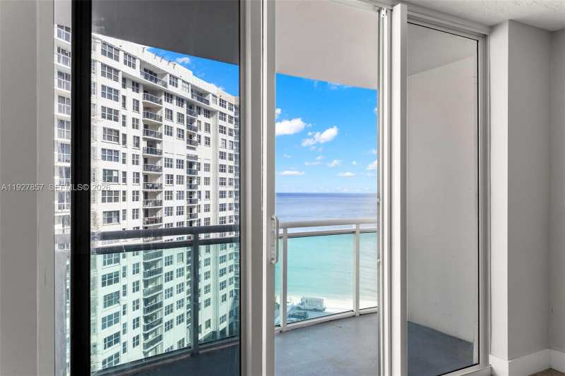 3001 S Ocean Dr # 1145, Hollywood FL 33019