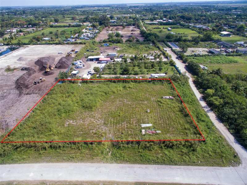 21151 SW 160th st, Miami FL 33187