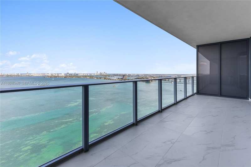700 NE 24 St # 2905, Miami FL 33137