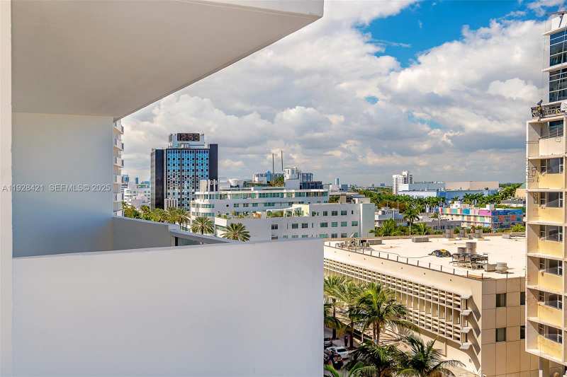 100 Lincoln Rd # 839, Miami Beach FL 33139