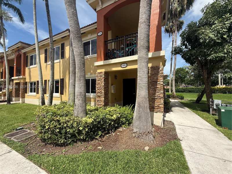 3395 NE 10th St # 101, Homestead FL 33033