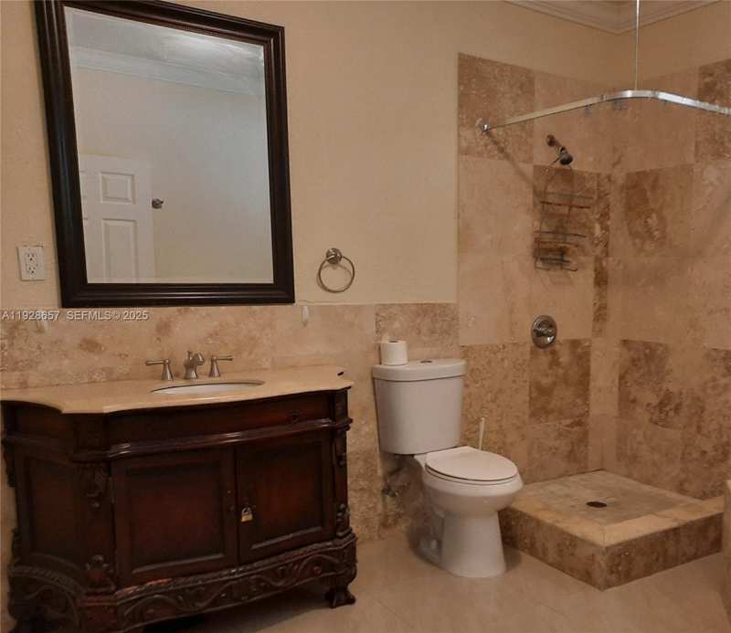 650 SW 44th Ct, Miami FL 33134