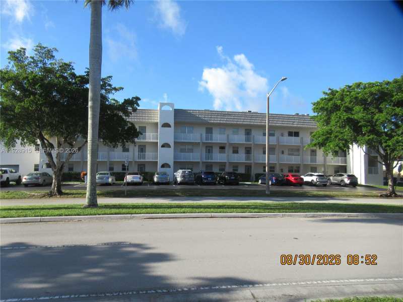 8285 Sunrise Lakes Blvd # 208, Sunrise FL 33322