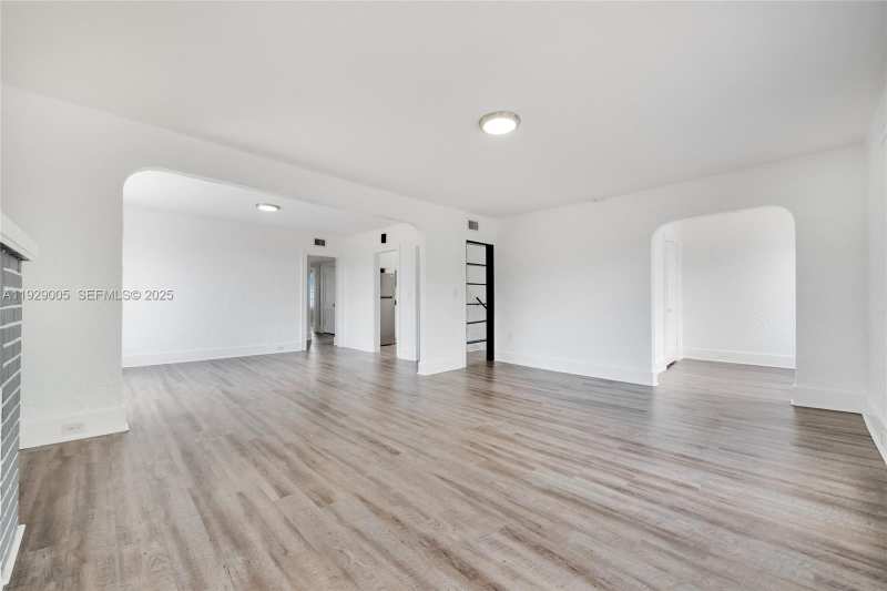 1736 SW 9th St # 1738, Miami FL 33135
